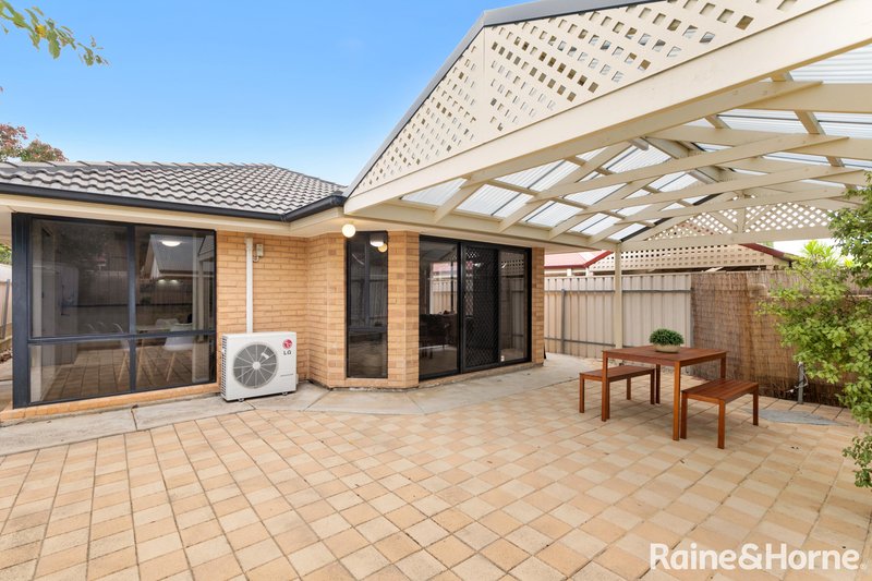 Photo - 20 Mckinlay Avenue, Gilles Plains SA 5086 - Image 24