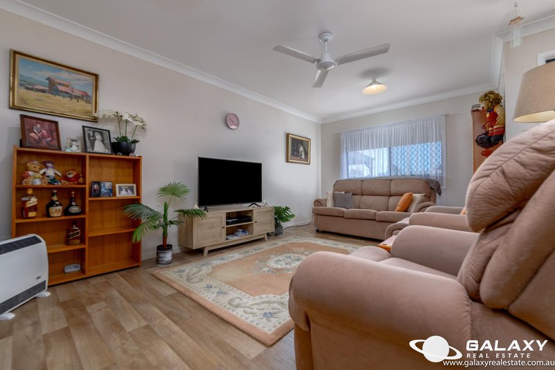 Photo - 20 Mclachlan Drive, Avenell Heights QLD 4670 - Image 5