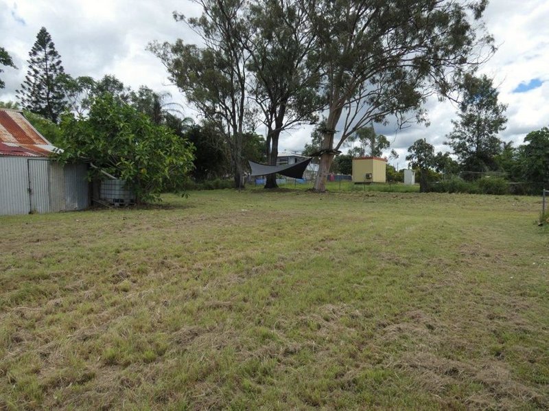 Photo - 20 Mcpherson Street, Rosedale QLD 4674 - Image 16