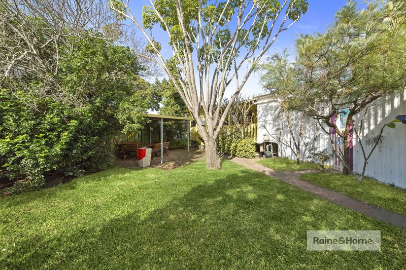 Photo - 20 Melba Road, Woy Woy NSW 2256 - Image 8