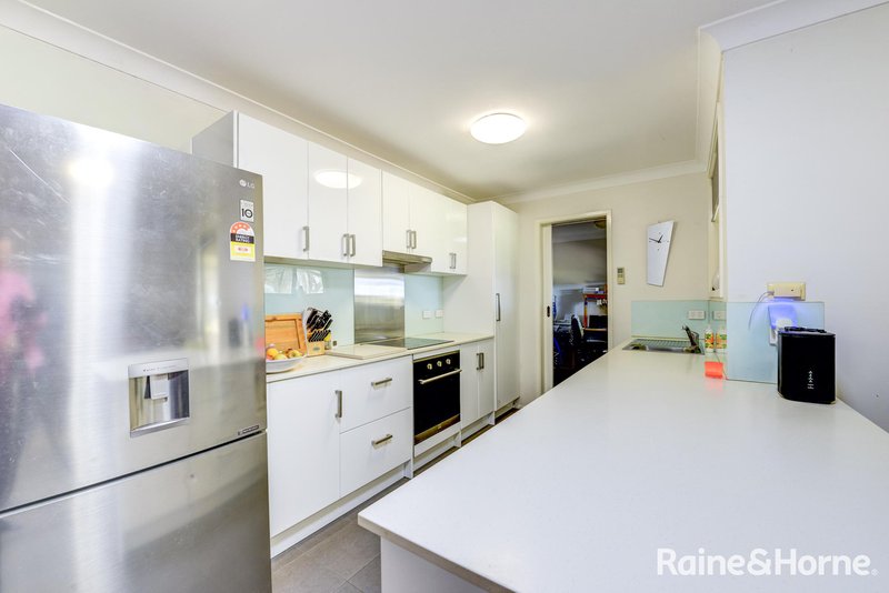 Photo - 20 Melissa Avenue, Tamworth NSW 2340 - Image 2