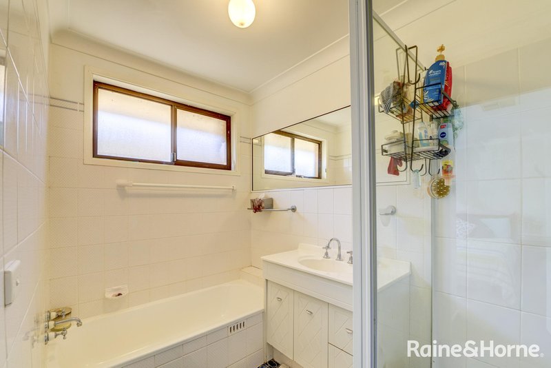 Photo - 20 Melissa Avenue, Tamworth NSW 2340 - Image 9