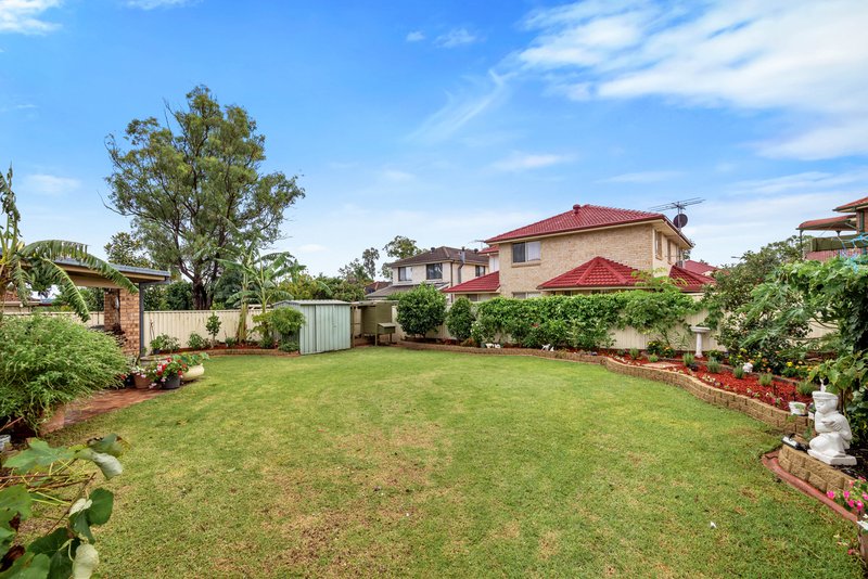 Photo - 20 Mercedes Road, Ingleburn NSW 2565 - Image 13