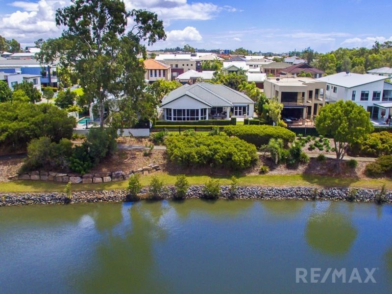 Photo - 20 Meridien Av , Varsity Lakes QLD 4227 - Image 3