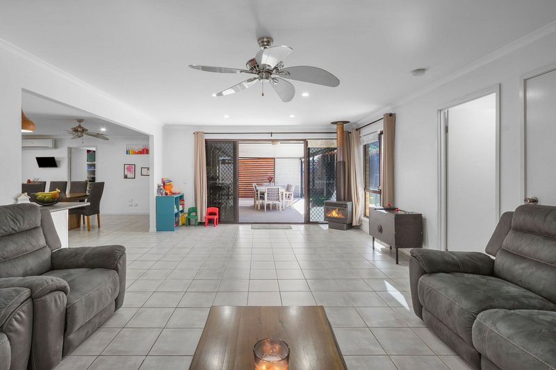 Photo - 20 Merloo Drive, Nerang QLD 4211 - Image 4
