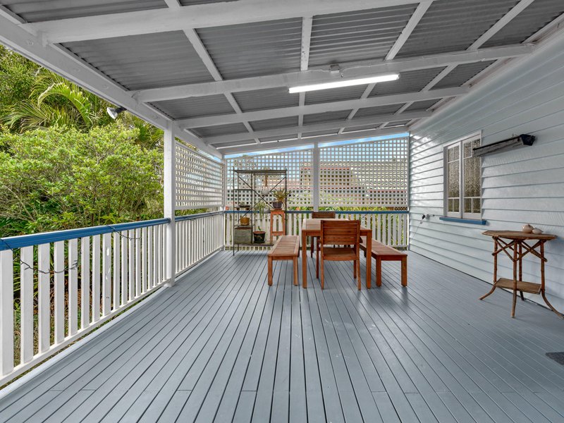 Photo - 20 Meymot Street, Banyo QLD 4014 - Image 10