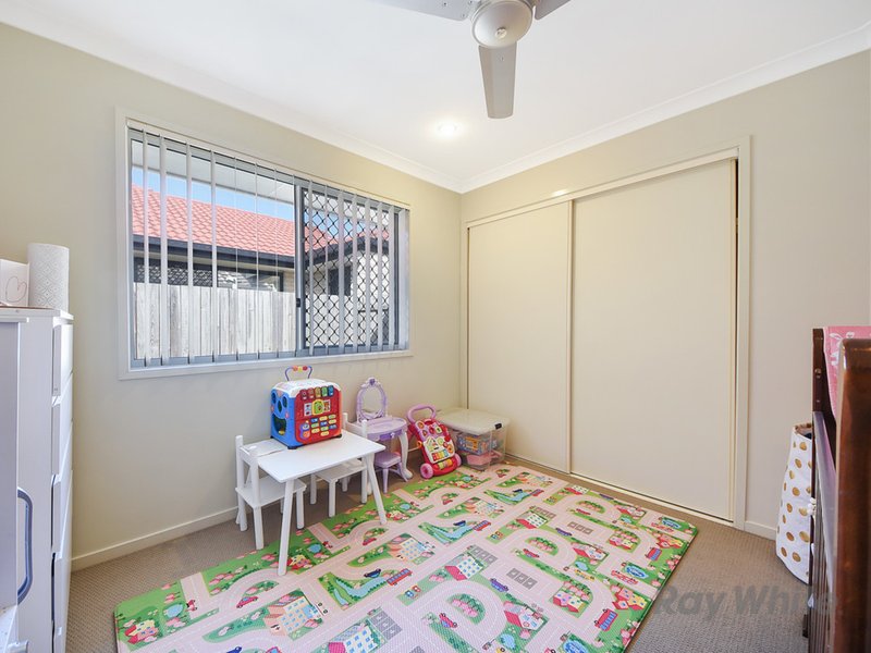 Photo - 20 Miers Crescent, Murrumba Downs QLD 4503 - Image 10