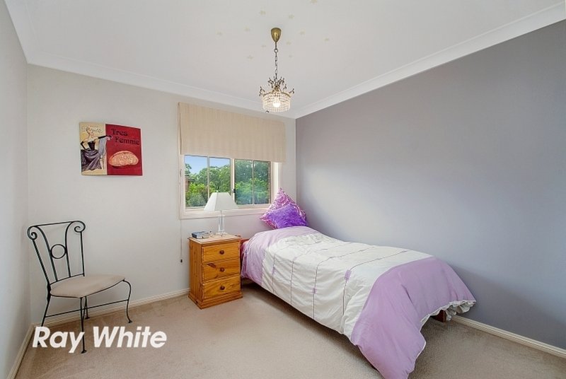 Photo - 20 Millcroft Way, Beaumont Hills NSW 2155 - Image 7