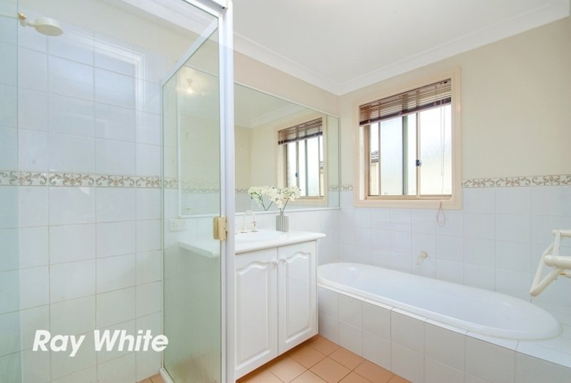 Photo - 20 Millcroft Way, Beaumont Hills NSW 2155 - Image 8