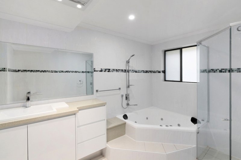 Photo - 20 Miller Road, Terrigal NSW 2260 - Image 5