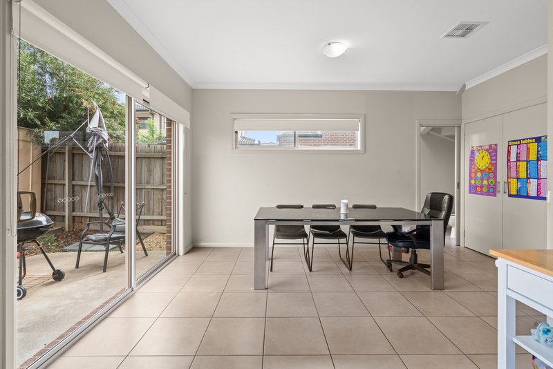 Photo - 20 Millport Drive, Burnside Heights VIC 3023 - Image 3