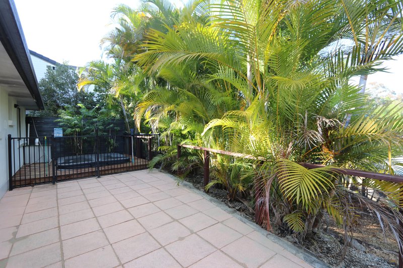 Photo - 20 Milparinka Terrace, Ashmore QLD 4214 - Image 12