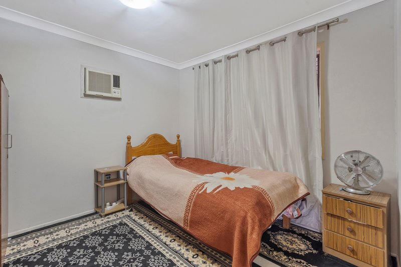 Photo - 20 Minoa Street, Woodridge QLD 4114 - Image 8