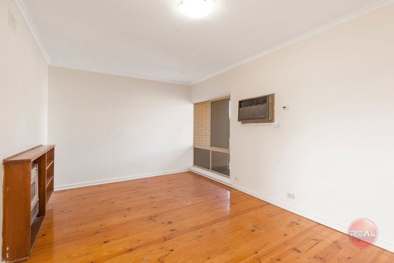 Photo - 20 Mitchell Street, Seaview Downs SA 5049 - Image 5