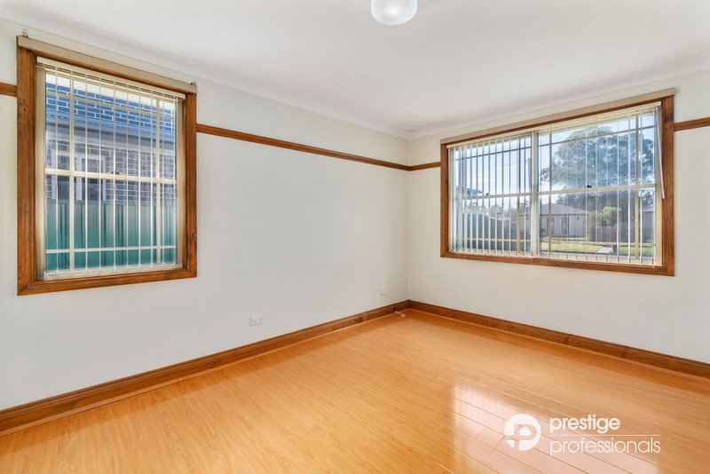 Photo - 20 Mivo Street, Holsworthy NSW 2173 - Image 5