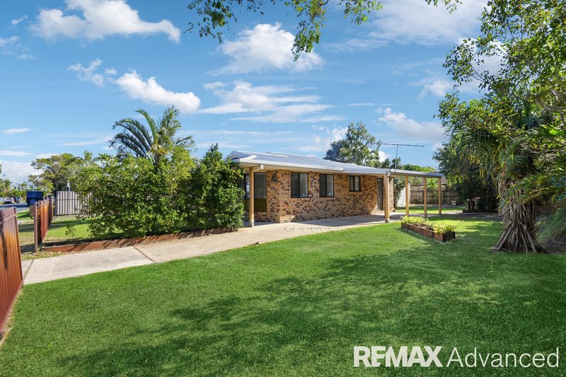 Photo - 20 Moatah Drive, Beachmere QLD 4510 - Image 2