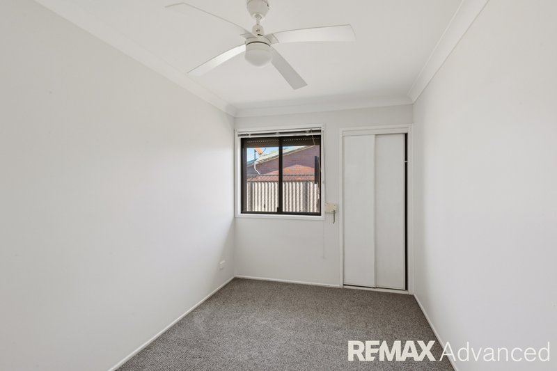 Photo - 20 Moatah Drive, Beachmere QLD 4510 - Image 8
