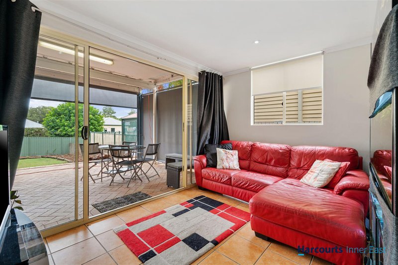 Photo - 20 Montfort Street , Cannon Hill QLD 4170 - Image 11