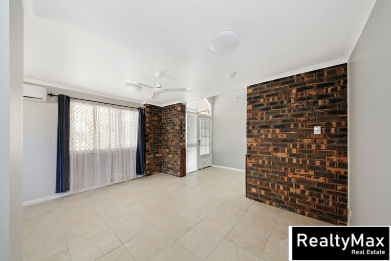 Photo - 20 Moore Street, Loganlea QLD 4131 - Image 2