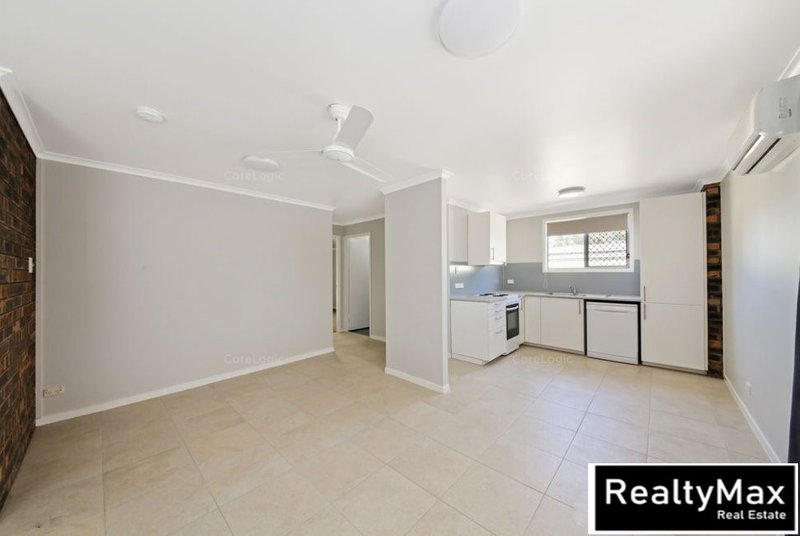 Photo - 20 Moore Street, Loganlea QLD 4131 - Image 3