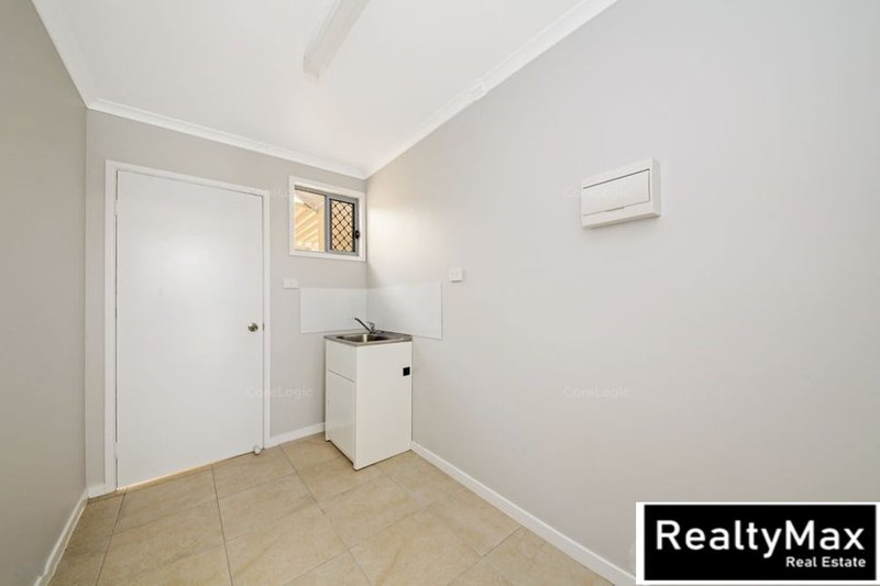 Photo - 20 Moore Street, Loganlea QLD 4131 - Image 8