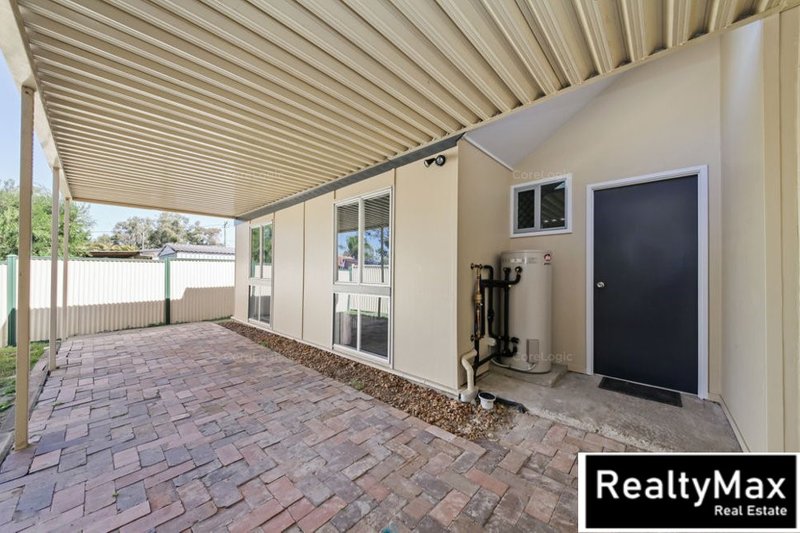 Photo - 20 Moore Street, Loganlea QLD 4131 - Image 10