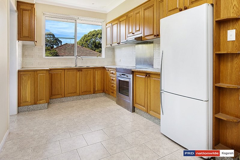 Photo - 20 Moorefield Avenue, Kogarah NSW 2217 - Image 2