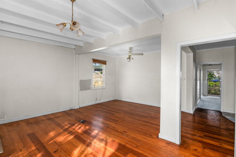 Photo - 20 Morison Crescent, Seymour VIC 3660 - Image 14
