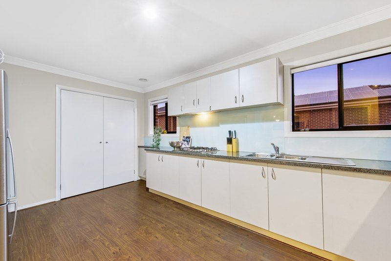 Photo - 20 Morton Boulevard, Taylors Hill VIC 3037 - Image 12