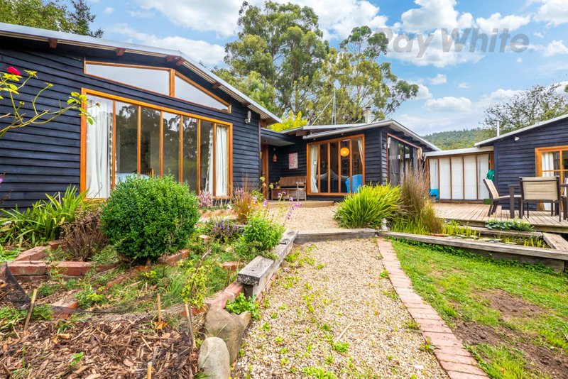 Photo - 20 Mountain Road, Allens Rivulet TAS 7150 - Image 3