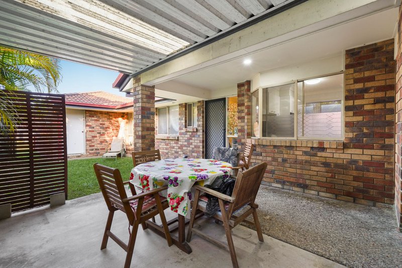 Photo - 20 Mountain View Crescent, Mount Warren Park QLD 4207 - Image 14