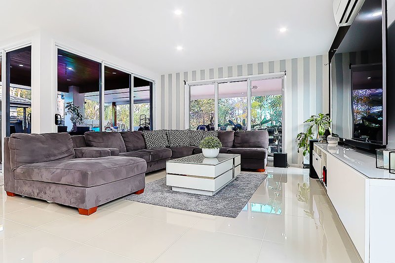 Photo - 20 Muhammad Street, Doolandella QLD 4077 - Image 17