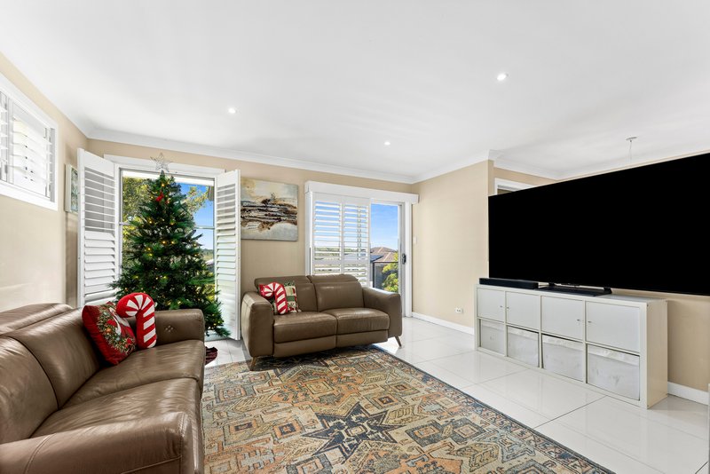 Photo - 20 Muirfield Avenue, Shell Cove NSW 2529 - Image 3