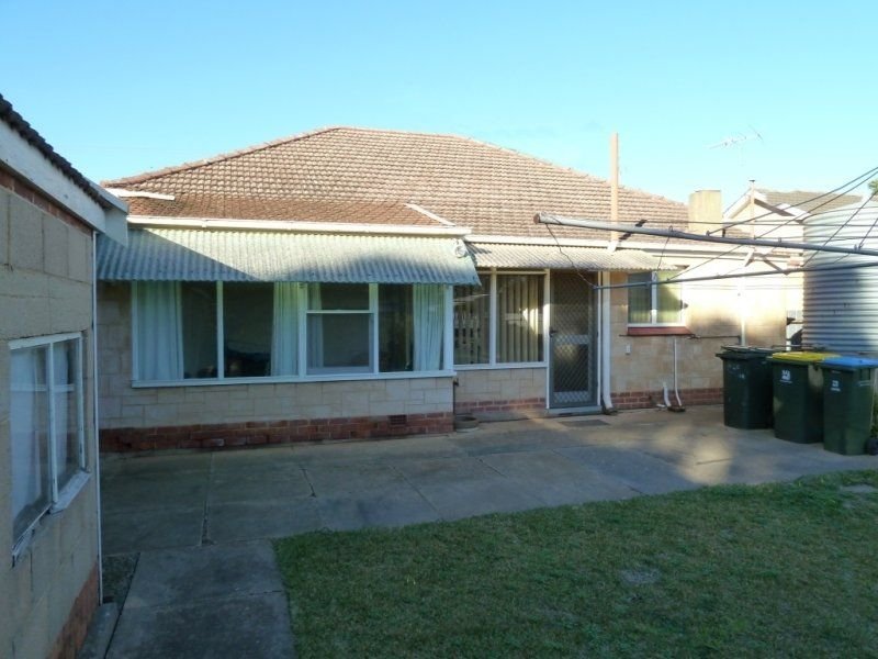 Photo - 20 Muller Road, Greenacres SA 5086 - Image 2