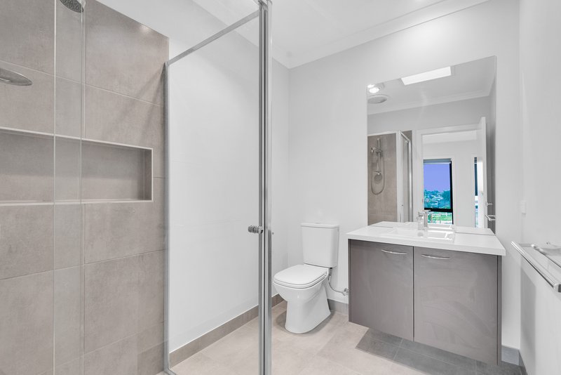 Photo - 20 Napier Street, Tarneit VIC 3029 - Image 3