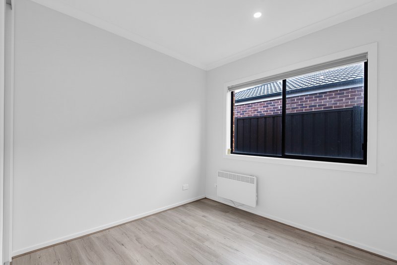 Photo - 20 Napier Street, Tarneit VIC 3029 - Image 7