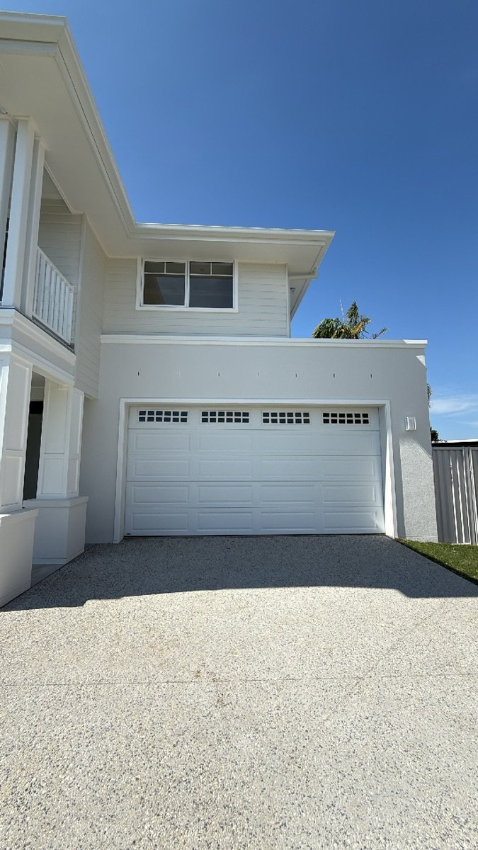 Photo - 20 Naranja Crescent, Benowa QLD 4217 - Image 7