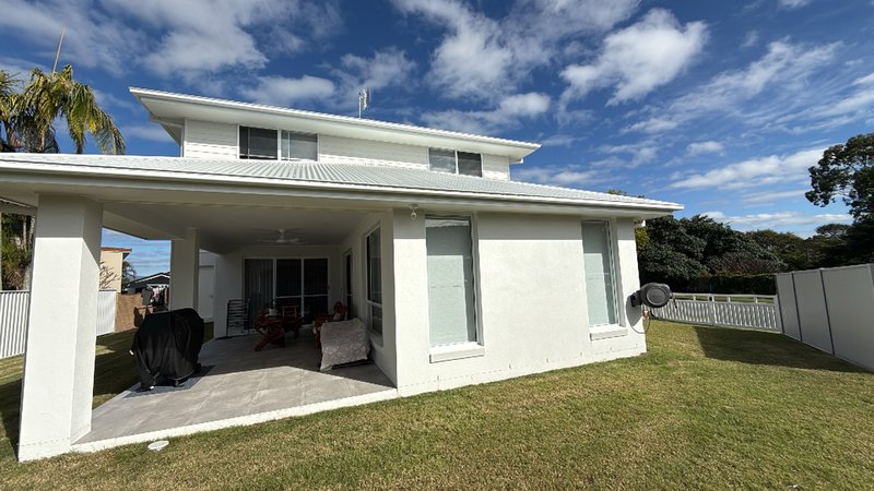 Photo - 20 Naranja Crescent, Benowa QLD 4217 - Image 34
