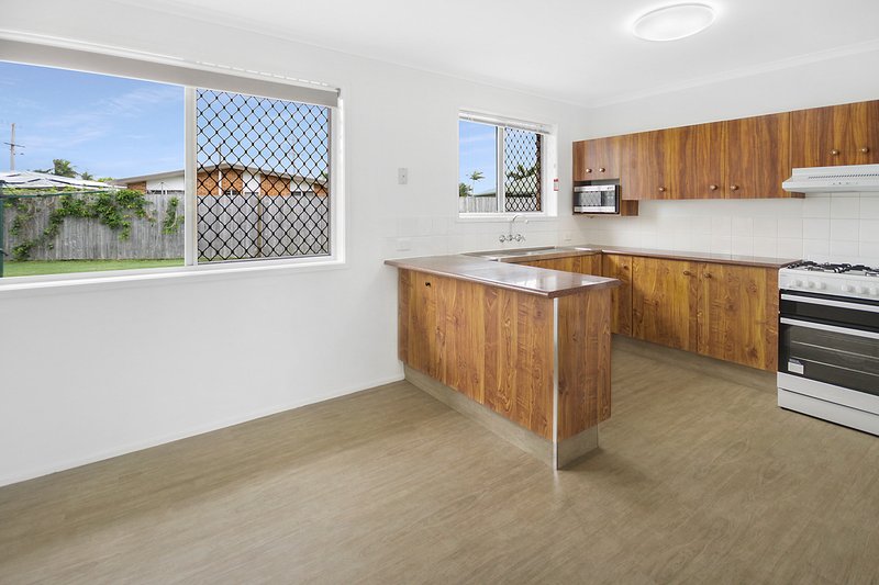 Photo - 20 Naroon Crescent, Wurtulla QLD 4575 - Image 6