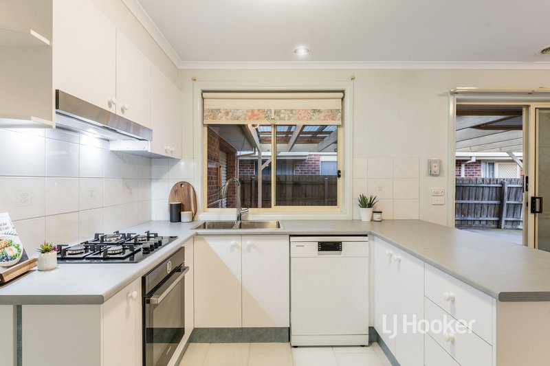 Photo - 20 Nelson Way, Hoppers Crossing VIC 3029 - Image 8