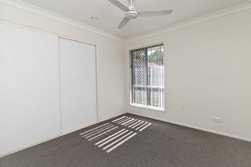 Photo - 20 Newmarket Drive, Morayfield QLD 4506 - Image 9