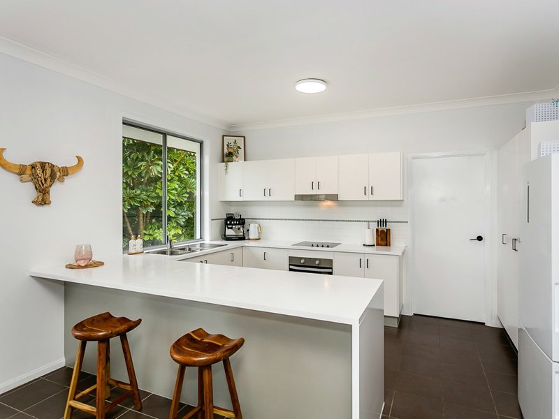 Photo - 20 Nikau Crescent, Nerang QLD 4211 - Image 5