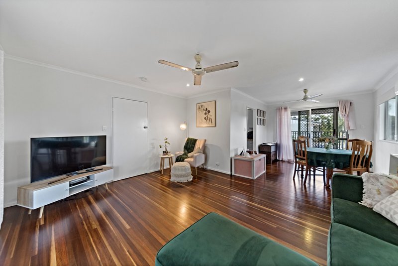 Photo - 20 Northwest Crescent, Cranbrook QLD 4814 - Image 11