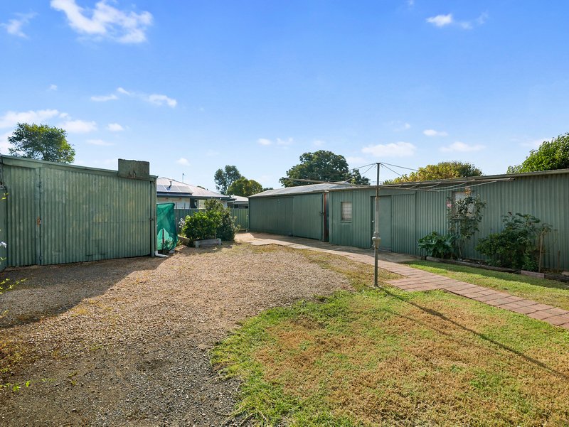 Photo - 20 Oak Avenue, Benalla VIC 3672 - Image 10