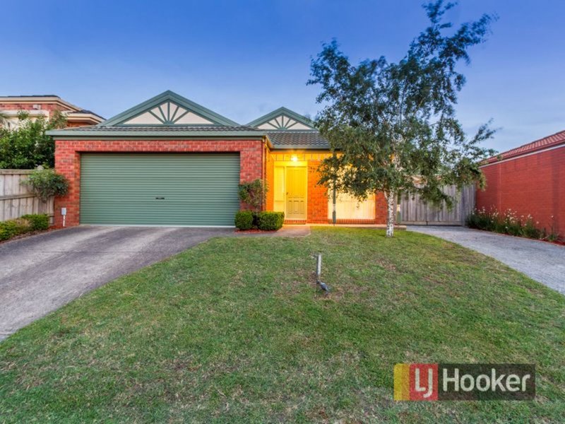 20 Oakland Drive, Hampton Park VIC 3976