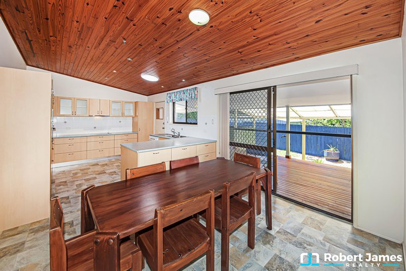 Photo - 20 Oakland Drive, Tewantin QLD 4565 - Image 9