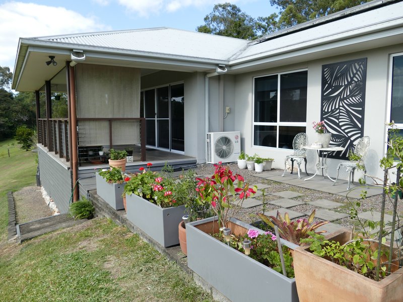 Photo - 20 Omaroo Place, Cooran QLD 4569 - Image 9