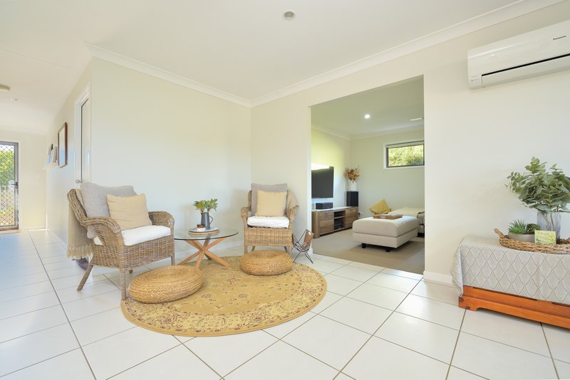 Photo - 20 Orchard Drive, Kirkwood QLD 4680 - Image 4