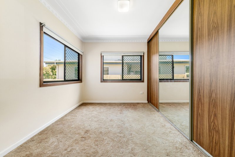 Photo - 20 Ourringo Street, Budgewoi NSW 2262 - Image 6