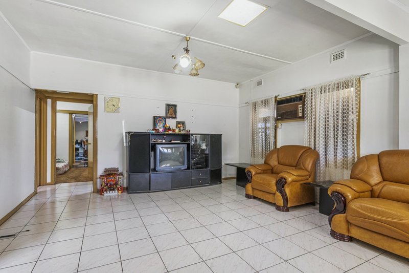 Photo - 20 Owen Street, Woodville North SA 5012 - Image 5